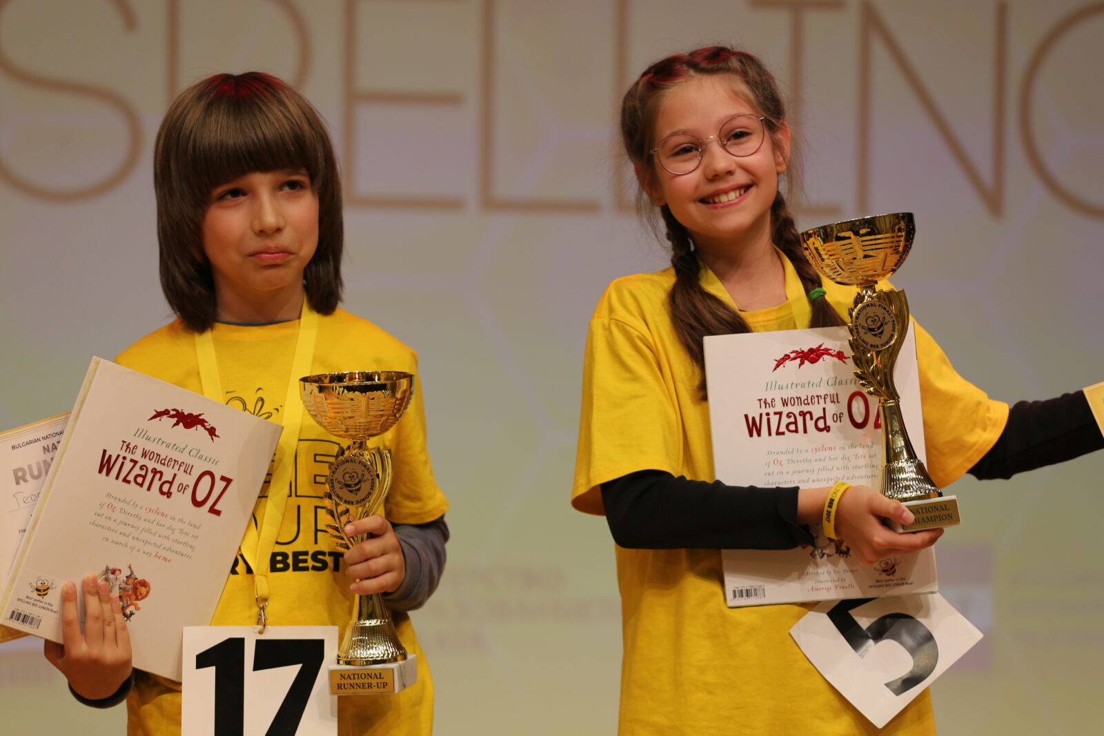България има двама шампиони в Националното състезание по правопис на английски език Spelling Bee